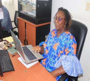 Docteur KOUAME en plein boulot