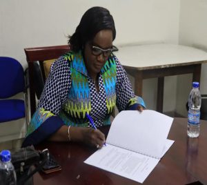 Signature de Dr. Kourouma Aïssata Touré, DG du LNSP
