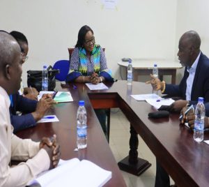 Discussion entre le LNSP et le PNPMT
