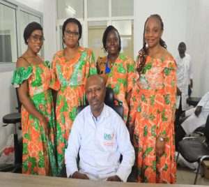 Le Professeur GBASSY et ses qualiticiennes